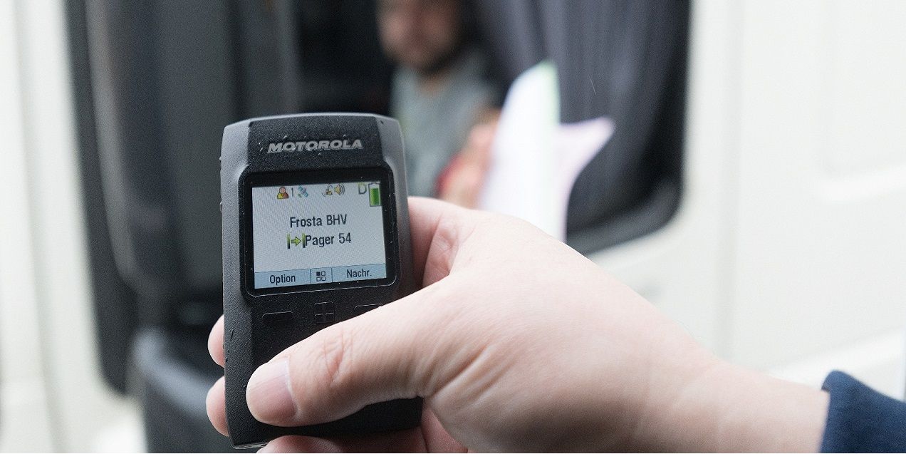 MOTOROLA SOLUTIONS PROVIDES FIREFIGHTERS WITH NEW TETRA TWO-WAY PAGER