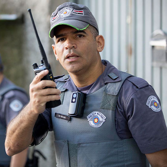 Transforme la seguridad pública con tecnología policial avanzada