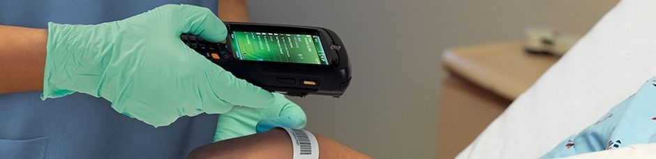 כיצד עובדים יכולים לתקשר ללא מגבלות וליהנות ממידע מועיל?