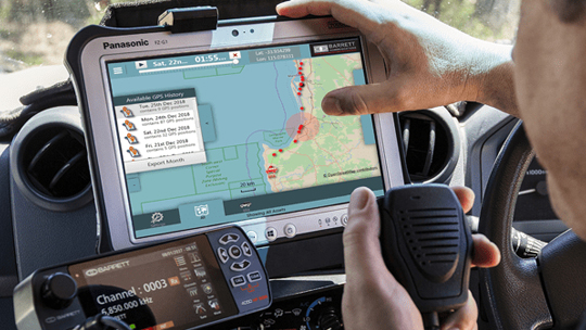 Barrett 4077 HF Map & Track software running on tablet in vehicle