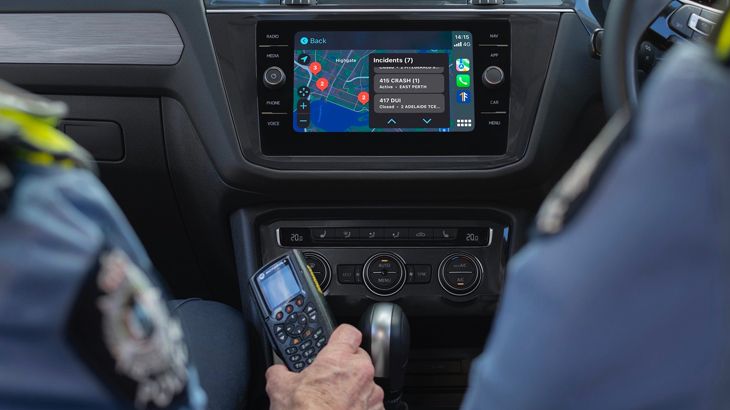 Australia Police use world's first smart mobile solution